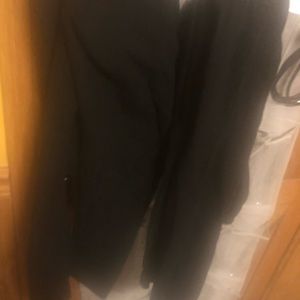 2 pairs black leggings